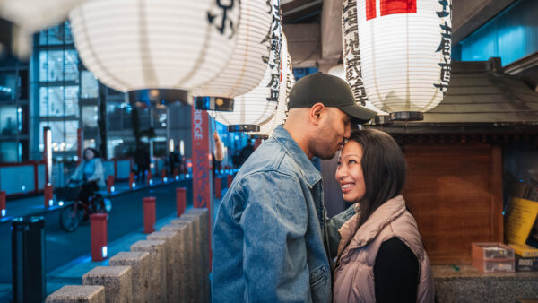 Osaka Couple Photoshoot in Dotonbori