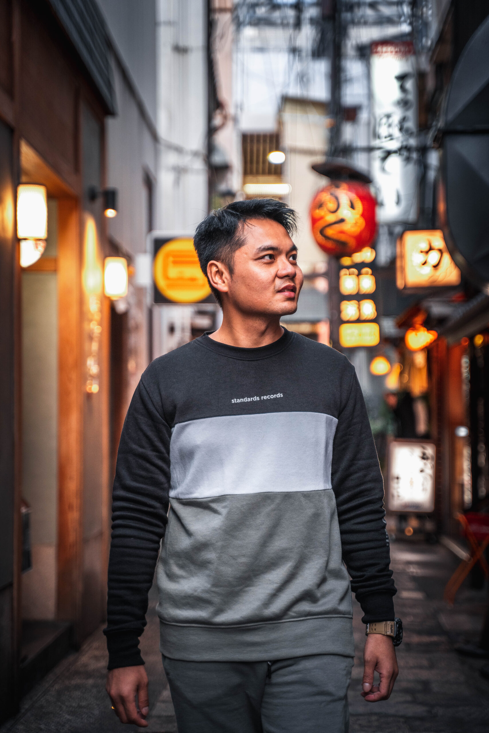 solo traveler photoshoot in Osaka Dotonbori street photography style