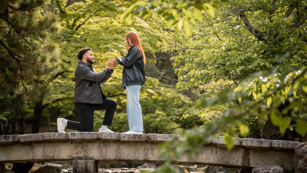 Planning a Surprise Proposal in Kyoto? Best Photoshoot Locations & Tips